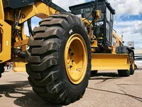 Автогрейдер Shandong SEM 922F AWD 6*6 нож, отвал, 5-ти стоечный рыхлитель