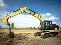 Гусеничный экскаватор CATERPILLER 318 D2L