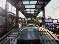 Полуприцеп автовоз на 8 автомобилей LUXUDA 2 оси FUWA (пневмоподвеска)
