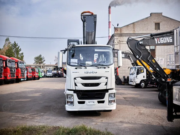 Автовышка VIGRUS GKS45 на шасси ISUZU 4Х2 дв 151Kw высота подъёма 45м