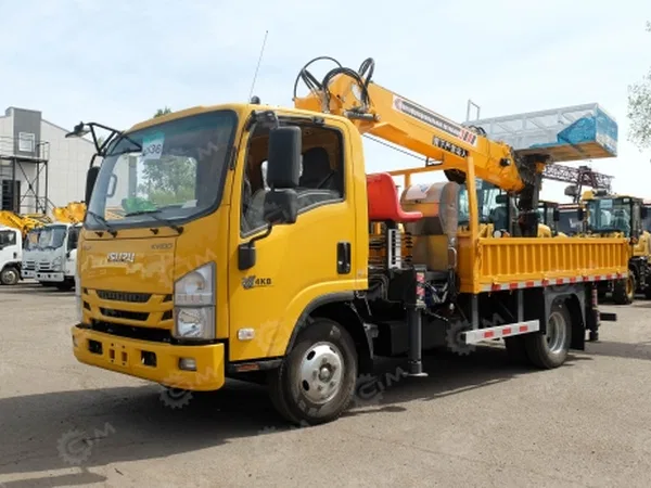 Бортовой грузовик ISUZU 4x2 самосвальный кузов дв 96kw гп 3,5т с кму гп 3,5т 6 секций высота подъема 17м с люлькой с лебедкой