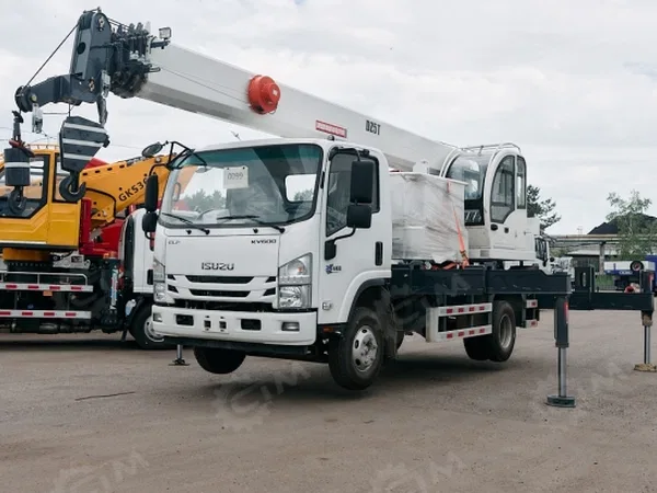 Автокран на шасси ISUZU 4x2 дв. 96kw крановая установка FURUNKANG DZ5T гп 5т люлька два крюка