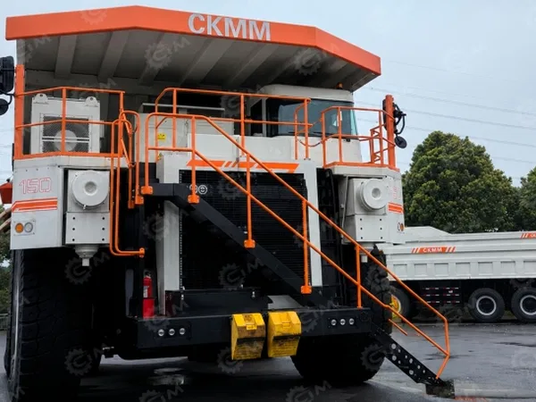 Карьерный самосвал CKMM CKG150AE гп 136 тонн