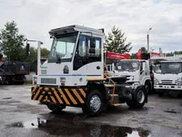 Терминальный тягач HOVA 4х2