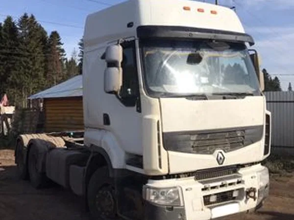 Седельный тягач Renault Premium