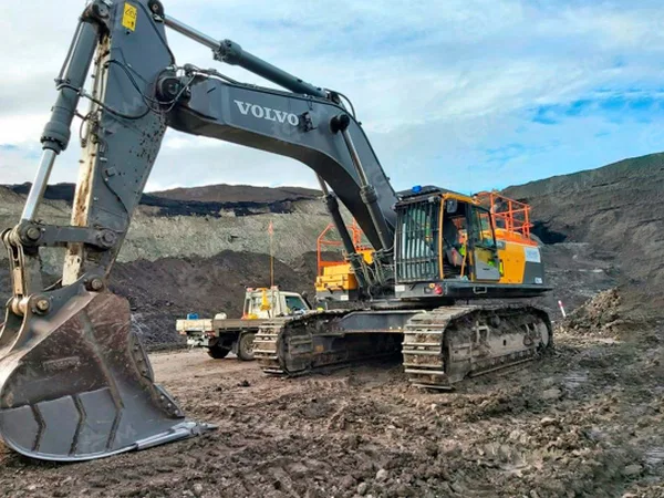 Гусеничный экскаватор VOLVO EC750