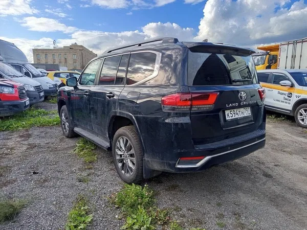 БРОНИРОВАННЫЙ TOYOTA LAND CRUISER 300