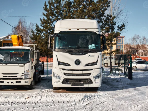 Тягач SHACMAN 4х2 X6000 SX4188YY381 480л.с. боковая защита