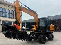 Экскаватор колесный YUGONG YG150S (комбинированный ход для жд), ковш 0,5м3, быстросъём, + модуль для замены шпал, шпалоподбивной блок типа AST 8, балластный блок для выемки щебня