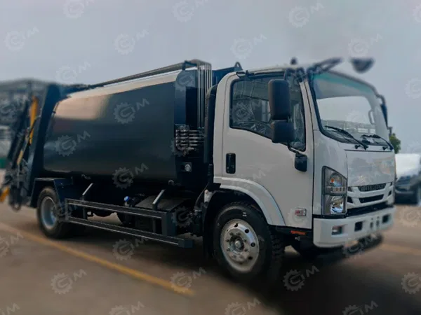 Мусоровоз на шасси ISUZU 4x4 дв 151Kw кабина Elf объем 10м3 задняя загрузка