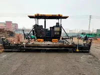 Асфальтоукладчик SCMC SUM7200С ширина укладки 3-9м, одинарный трамбующий брус, электрический подогрев плиты