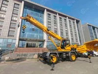 Самоходный короткобазный кран XJCM RT16 гп 16т длина стрелы 23,2м+гусек 5,4м