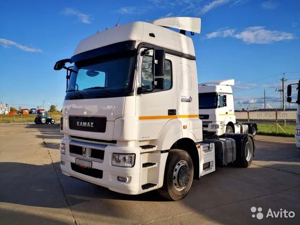 Седельный тягач Камаз 5490 NEO
