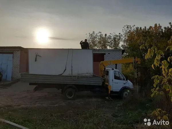 Бортовой грузовик с КМУ ГАЗ Валдай