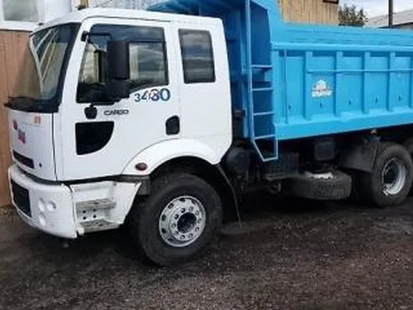 Самосвал Ford Cargo