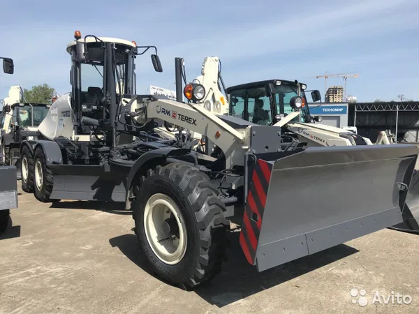 Автогрейдер RM-Terex TG180