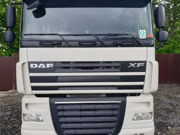Седельный тягач DAF 105