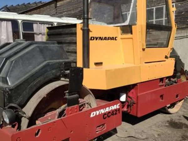 Двухвальцовый каток Dynapac СС421