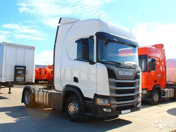 Седельный тягач Scania R440
