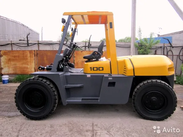 Вилочный погрузчик TCM FD100Z8