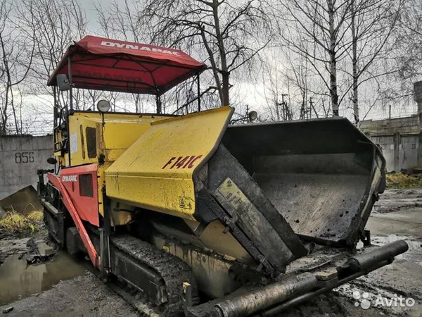 Асфальтоукладчик Dynapac F141C