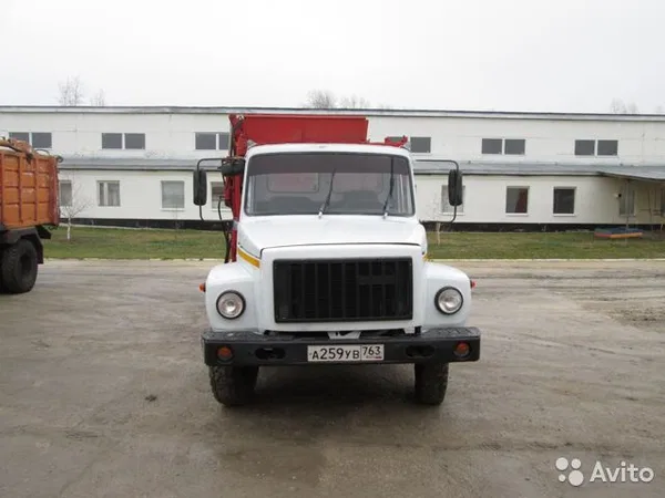 Мусоровоз КОММАШ Арзамас КО-440 на шасси ГАЗ 3309
