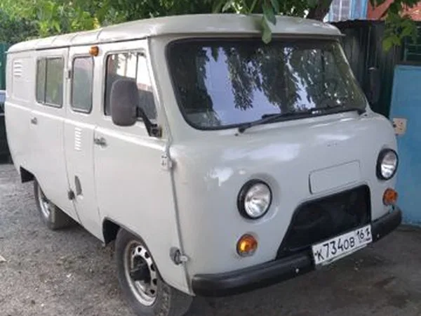 Цельнометаллический фургон УАЗ