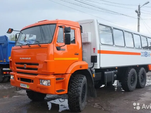 Вахтовый автобус НефАЗ 4208-34