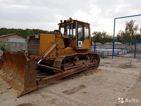 Гусеничный бульдозер ЧТЗ-Уралтрак Б-170М1