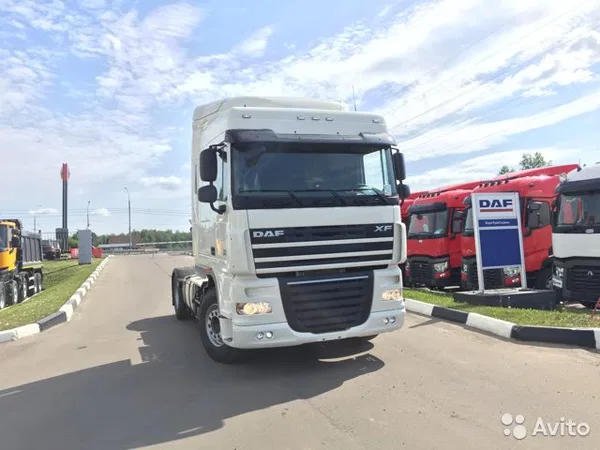 Седельный тягач DAF XF 105