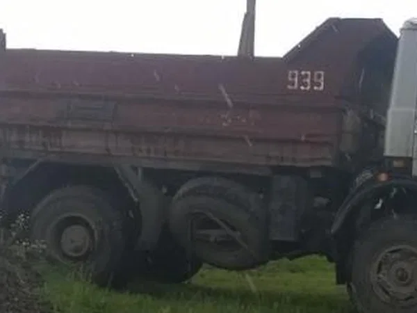 Самосвал МАЗ 5551