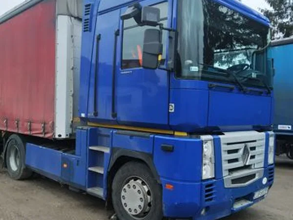 Седельный тягач Renault Magnum 2005 mack etech