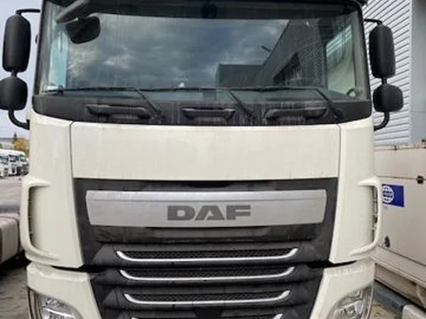 Седельный тягач DAF 106.460