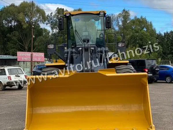 Фронтальный погрузчик XCMG ZL50GV