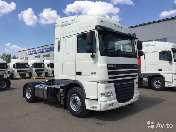 Седельный тягач DAF XF 105