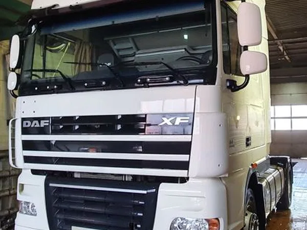 Седельный тягач DAF XF 105.410