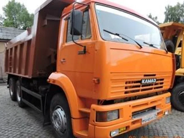 Самосвал КамАЗ 6520