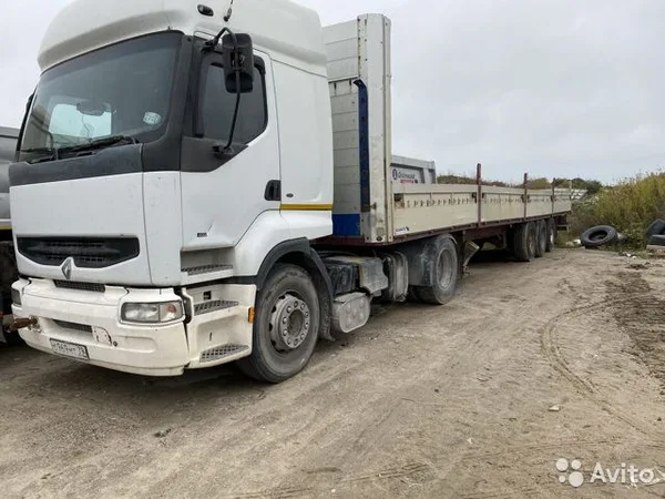 Седельный тягач Renault Premium