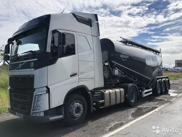 Седельный тягач Volvo FH13