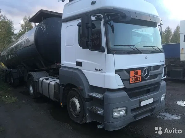 Седельный тягач Mercedes-Benz 1840 Axor