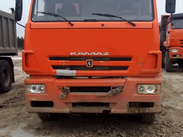 Самосвал КамАЗ 6520-63