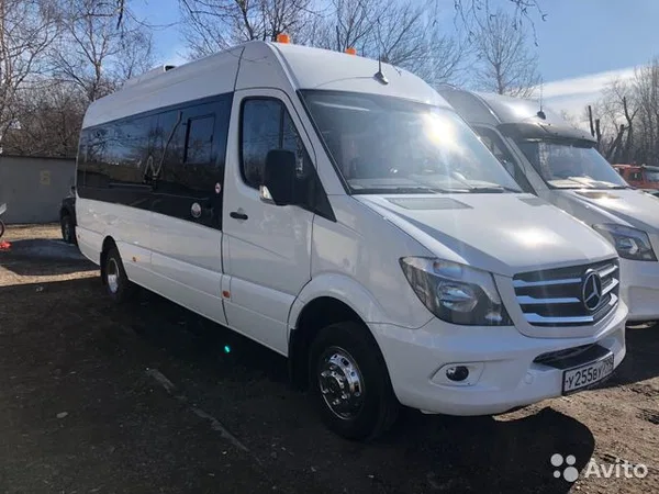 Микроавтобус Mercedes-Benz Sprinter 515