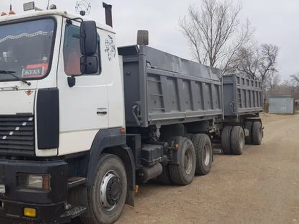 Самосвал МАЗ 6501А8