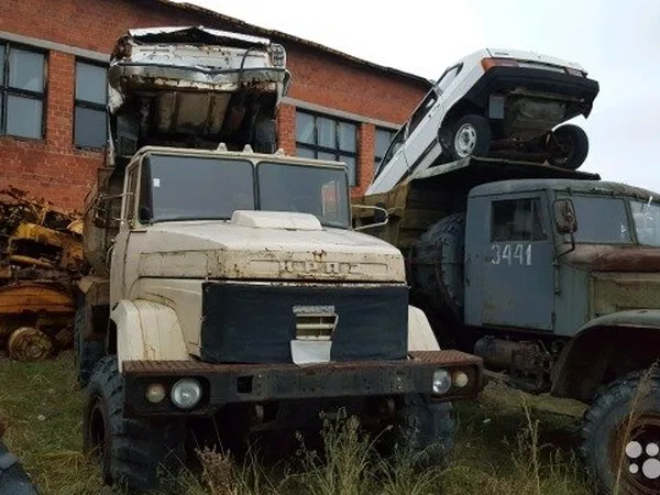 Самосвал КРАЗ 260