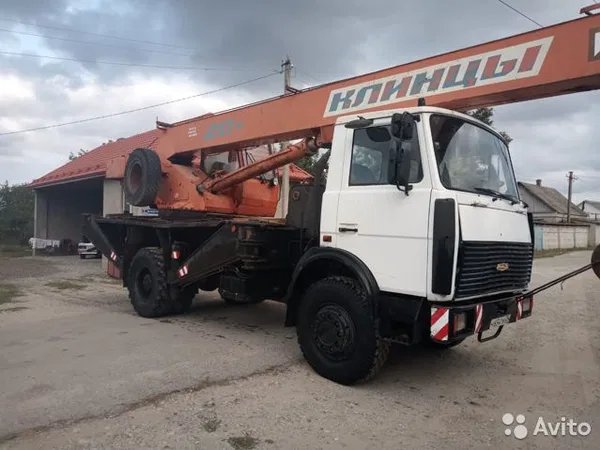 Автокран Клинцы КС-45719-5А на шасси МАЗ 5337