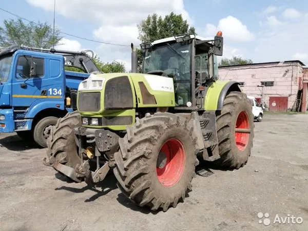 Трактор Claas Atles 946