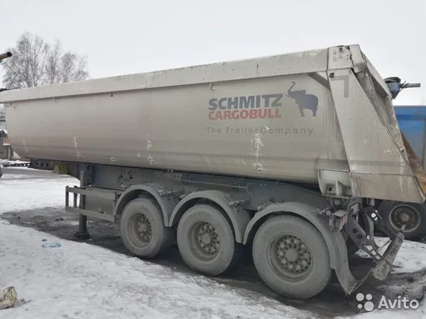 Самосвальный полуприцеп Schmitz Cargobull