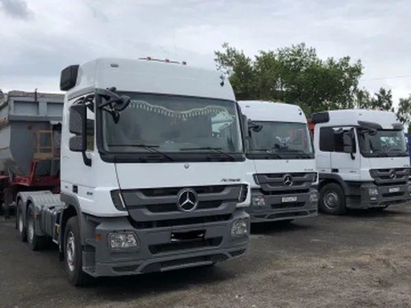 Седельный тягач Mercedes-Benz Actros