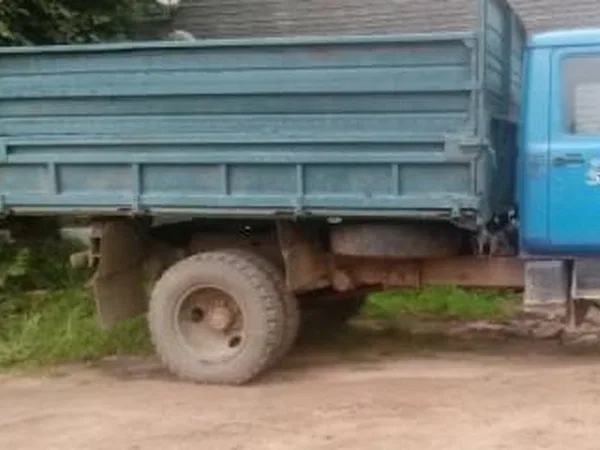 Бортовой грузовик ГАЗ 3307