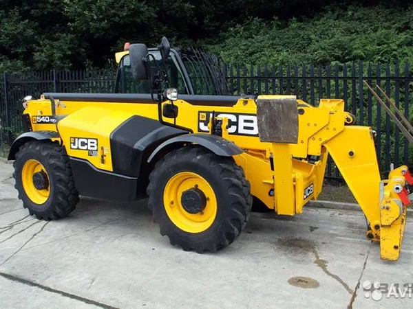 Телескопический погрузчик JCB 540-180
